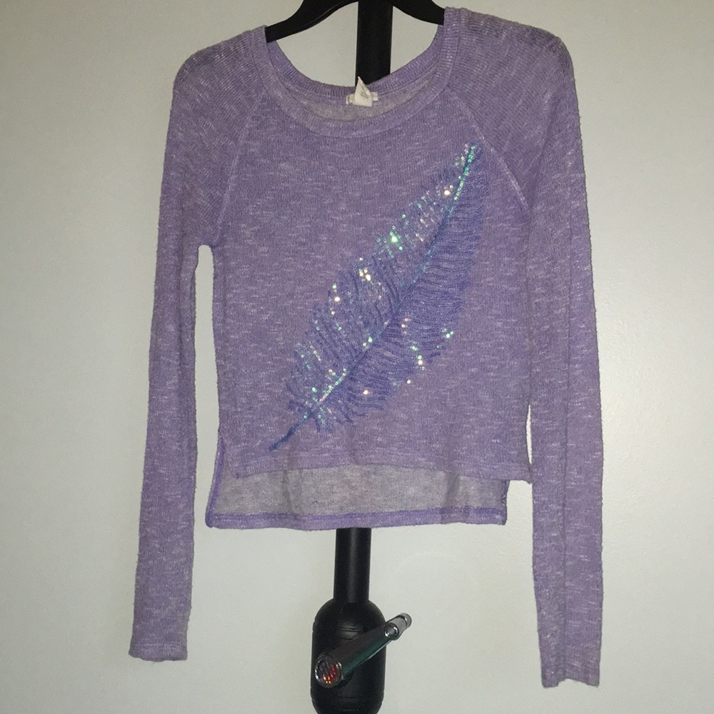 Sweater shirt.